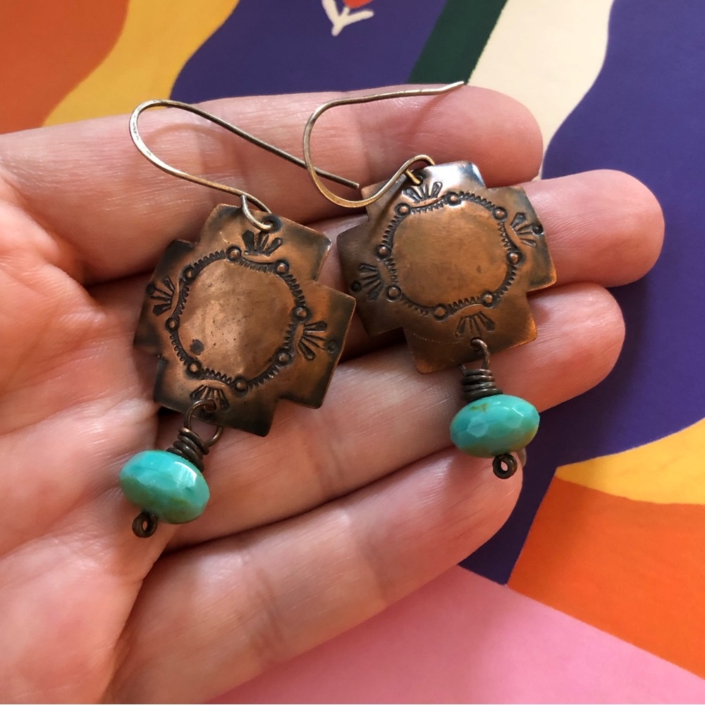 Vintage copper & faceted blue stone (turquoise?) dangle earrings